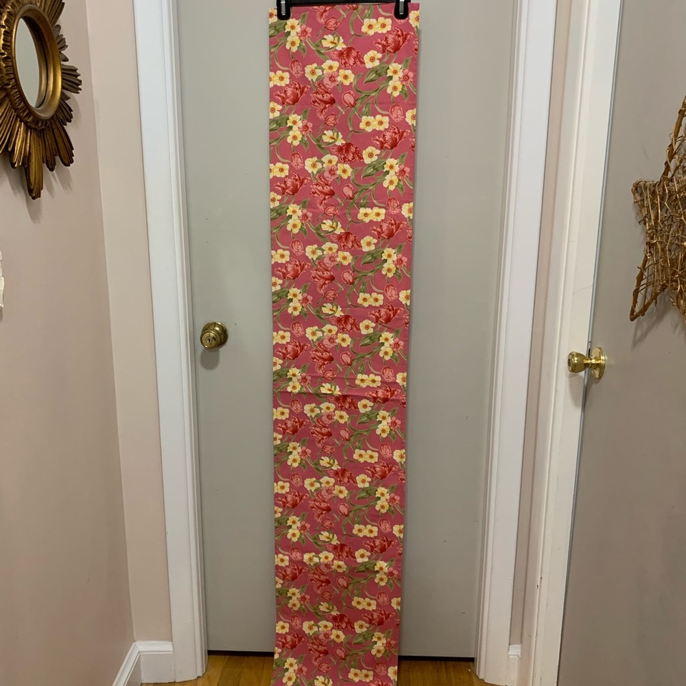 Vintage April Cornell Table Runner